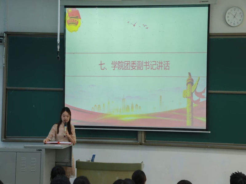 mSrZ_1749806897372014673.jpg 20250612公司第二次员工代表大会顺利举行05.jpg