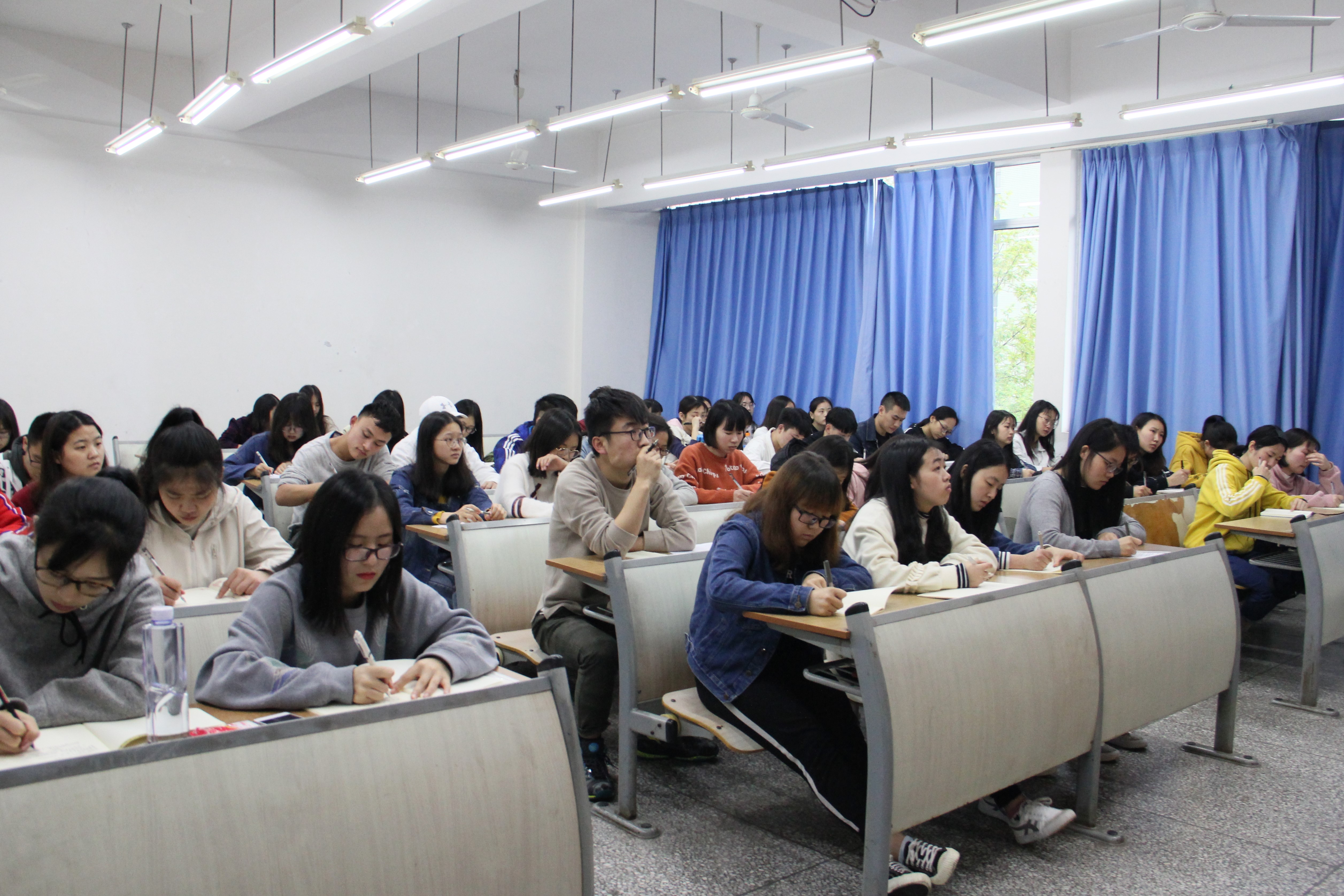 学员.jpg